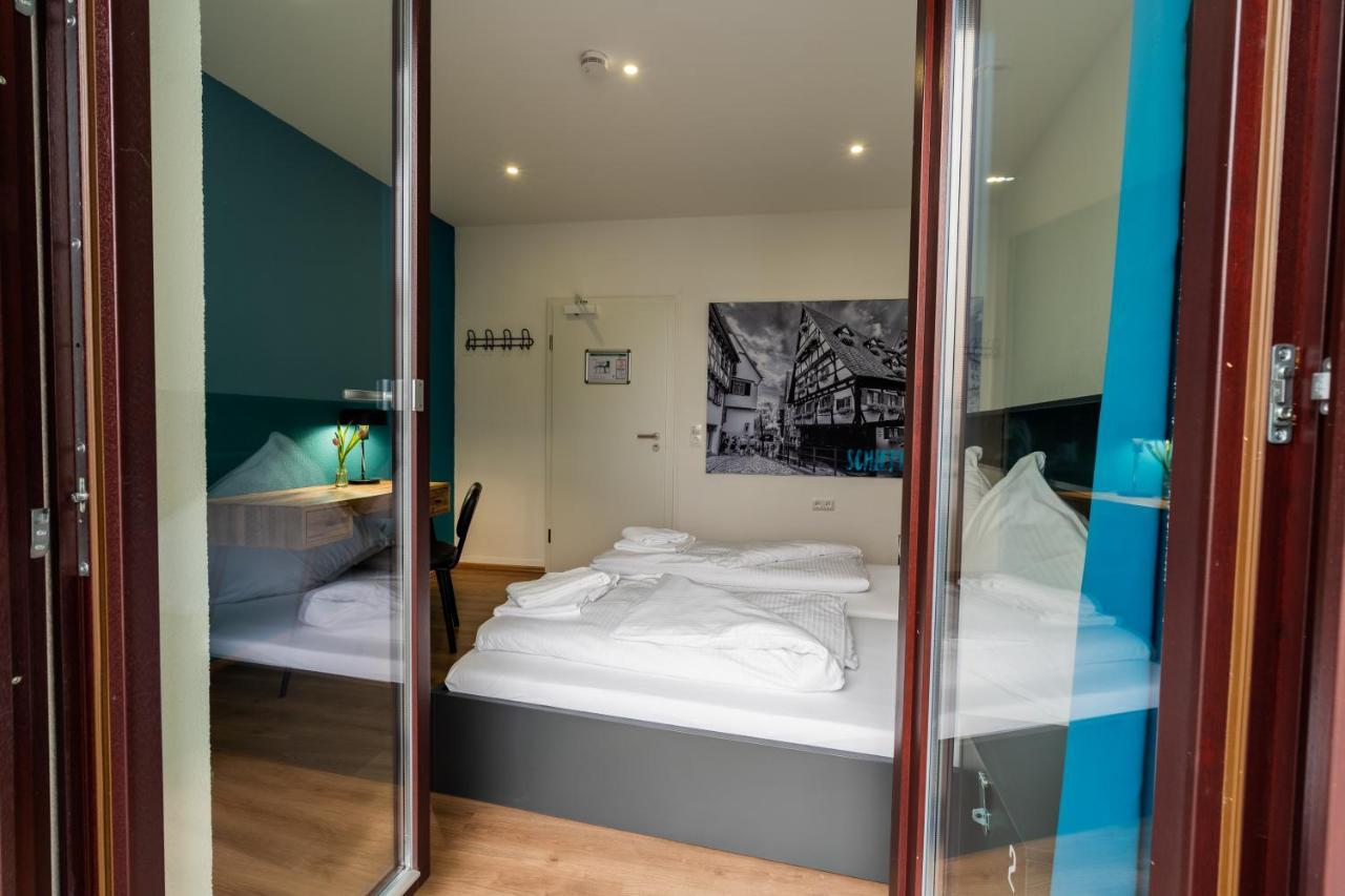 Henrys Sleeping Hostel Ulm Buitenkant foto